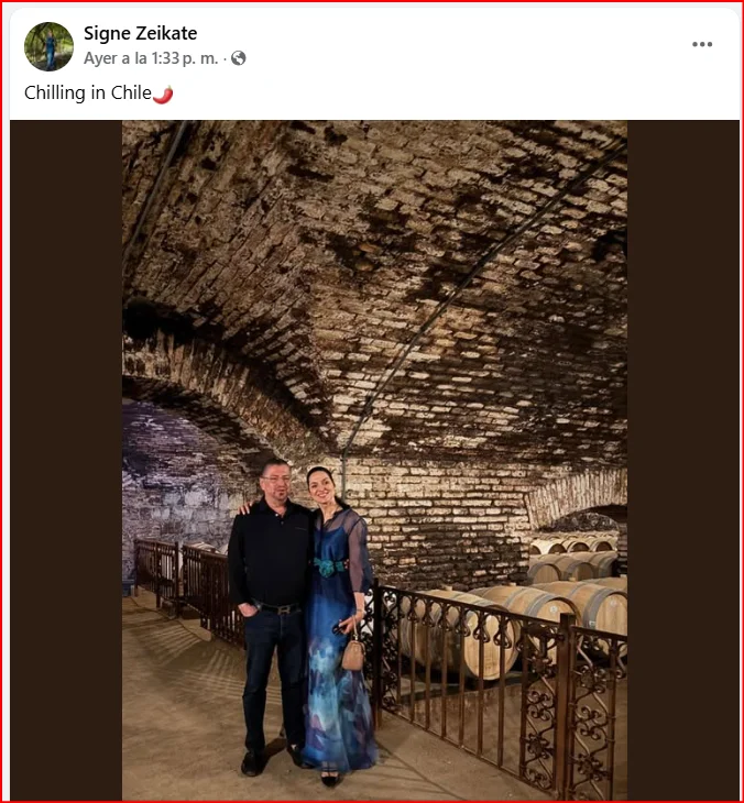 Signe Zeikate junto al presidente Rodrigo Chaves en imagen compartida desde Chile