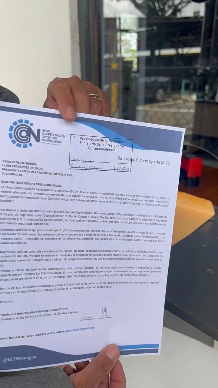 Entrega de carta de la oposición nicaragüense en Casa Presidencial de Costa Rica