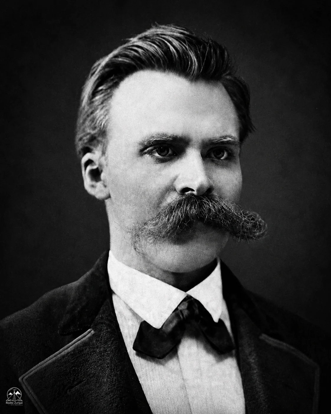 Retrato de Friedrich Nietzsche para la cita del día del 4 de junio en Radio Zurquí
