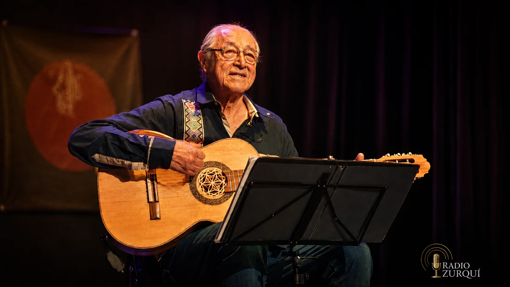 Gabino Palomares canta en el Teatro Júpiter 21 de Ciudad de México